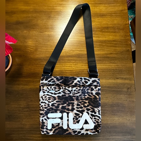 Fila Cheetah Print Crossbody Bag NWOT - Picture 1 of 9
